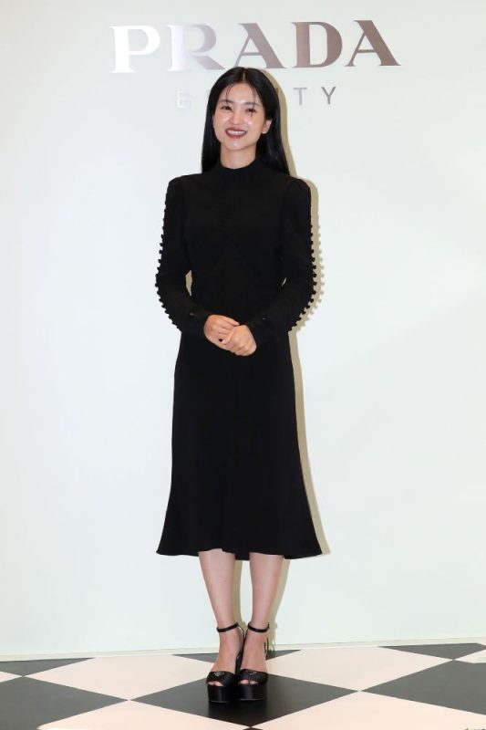 金泰梨 - PRADA快闪店开业活动-UP街拍