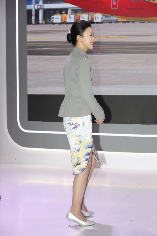 街拍无水印原图 - UPB00084-UP街拍 - 一家审美极高的美女原图网站