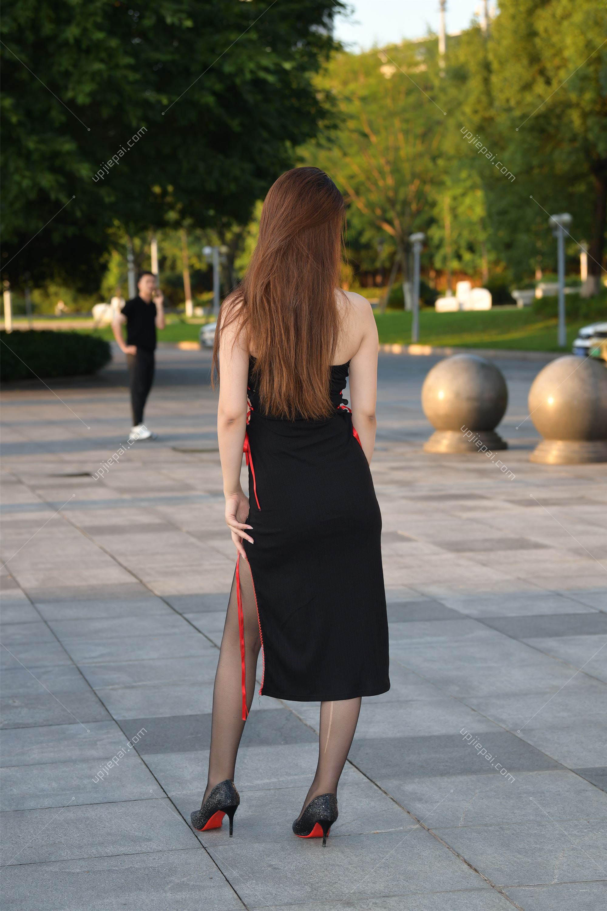 图片[1]-街拍无水印原图 – UPB00071 [74p]-UP街拍 - 一家审美极高的美女原图网站