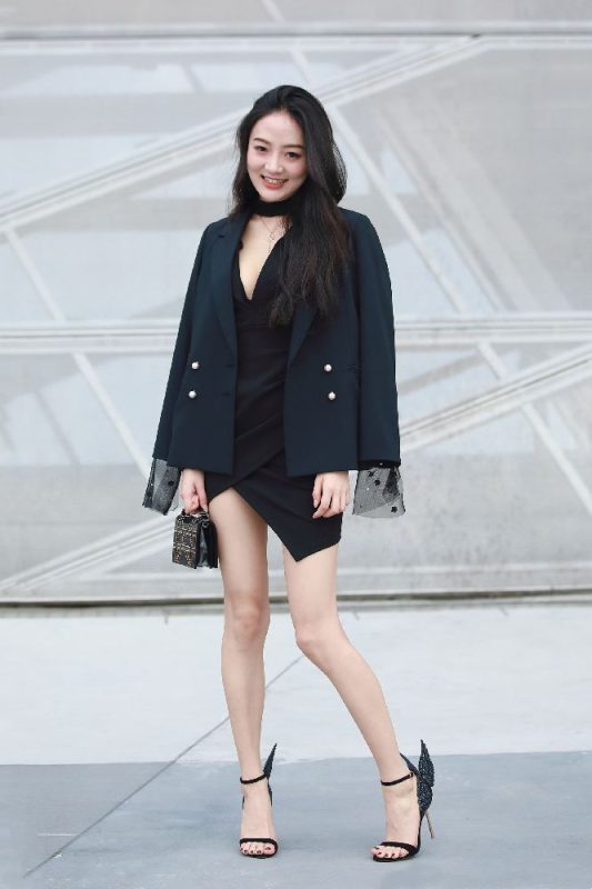 街拍无水印原图 - UPB00102-UP街拍 - 一家审美极高的美女原图网站