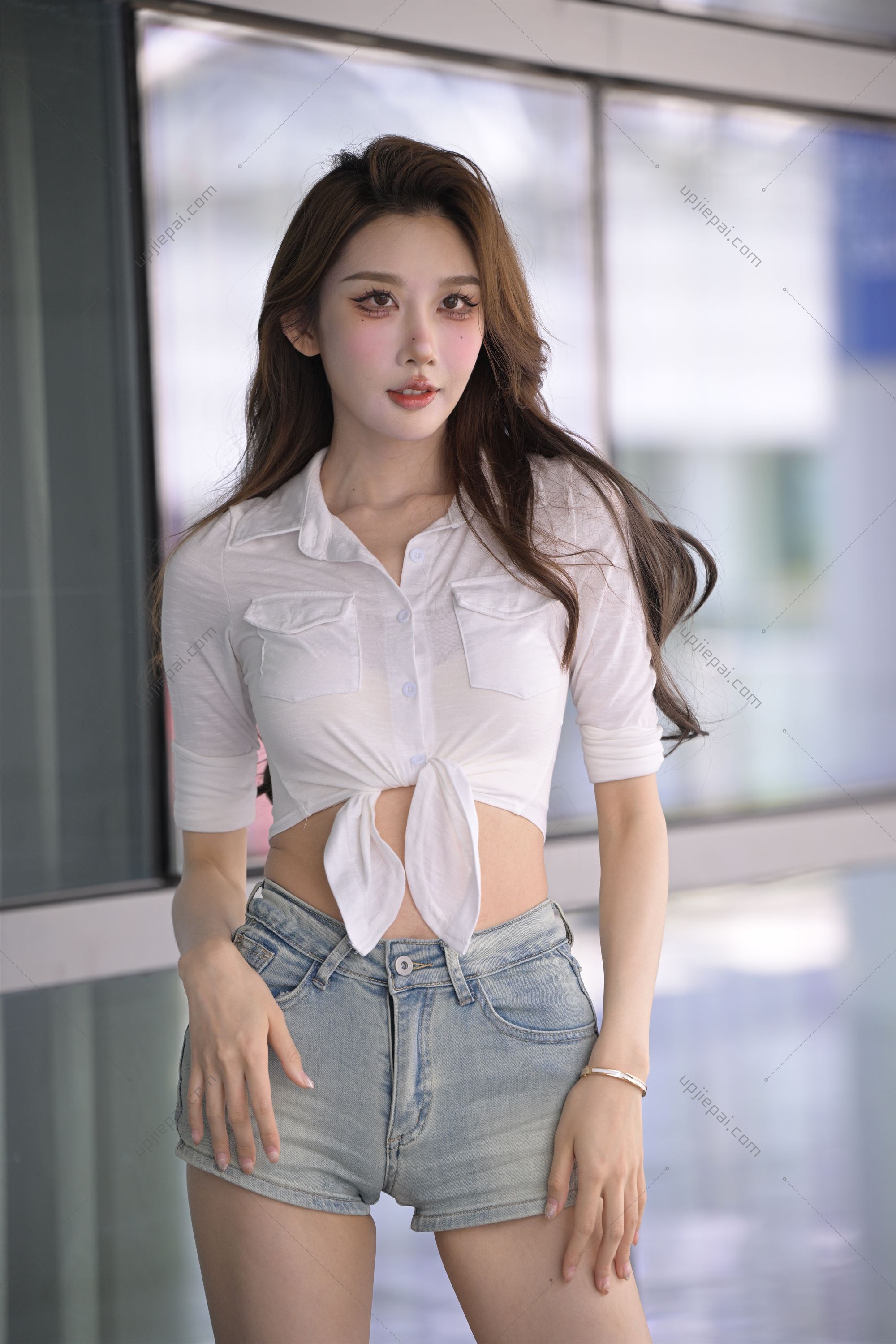 图片[1]-街拍无水印原图 – UPB00014 [241p]-UP街拍 - 一家审美极高的美女原图网站