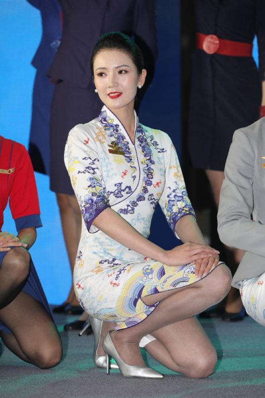 街拍无水印原图 - UPB00082-UP街拍 - 一家审美极高的美女原图网站