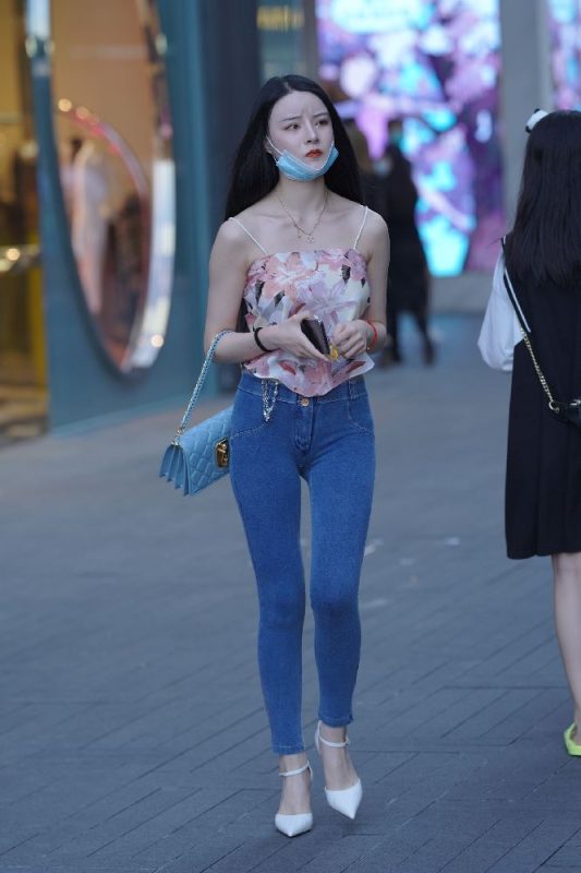 街拍无水印原图 - UPB00028-UP街拍 - 一家审美极高的美女原图网站