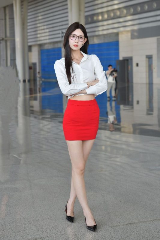 街拍无水印原图 - UPB00050-UP街拍 - 一家审美极高的美女原图网站