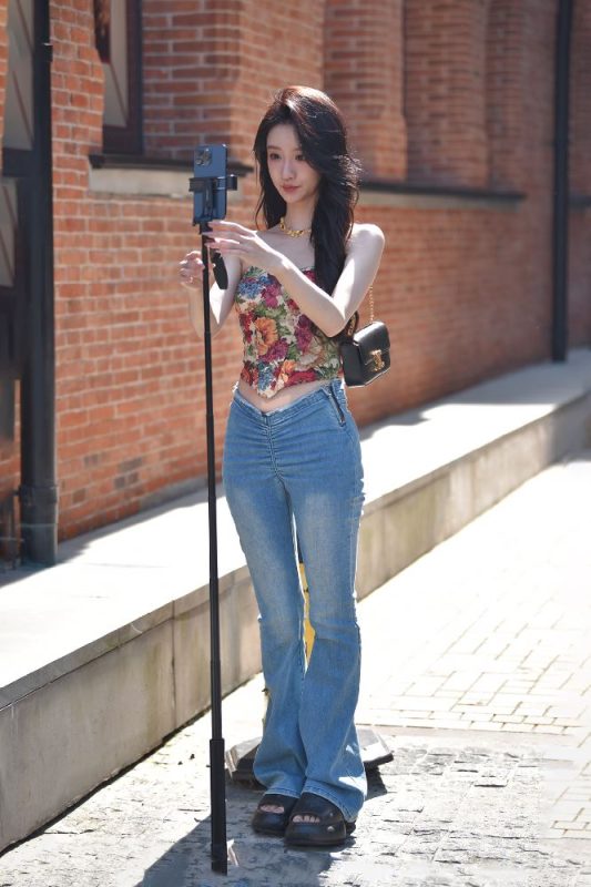 街拍无水印原图 - UPB00051-UP街拍 - 一家审美极高的美女原图网站