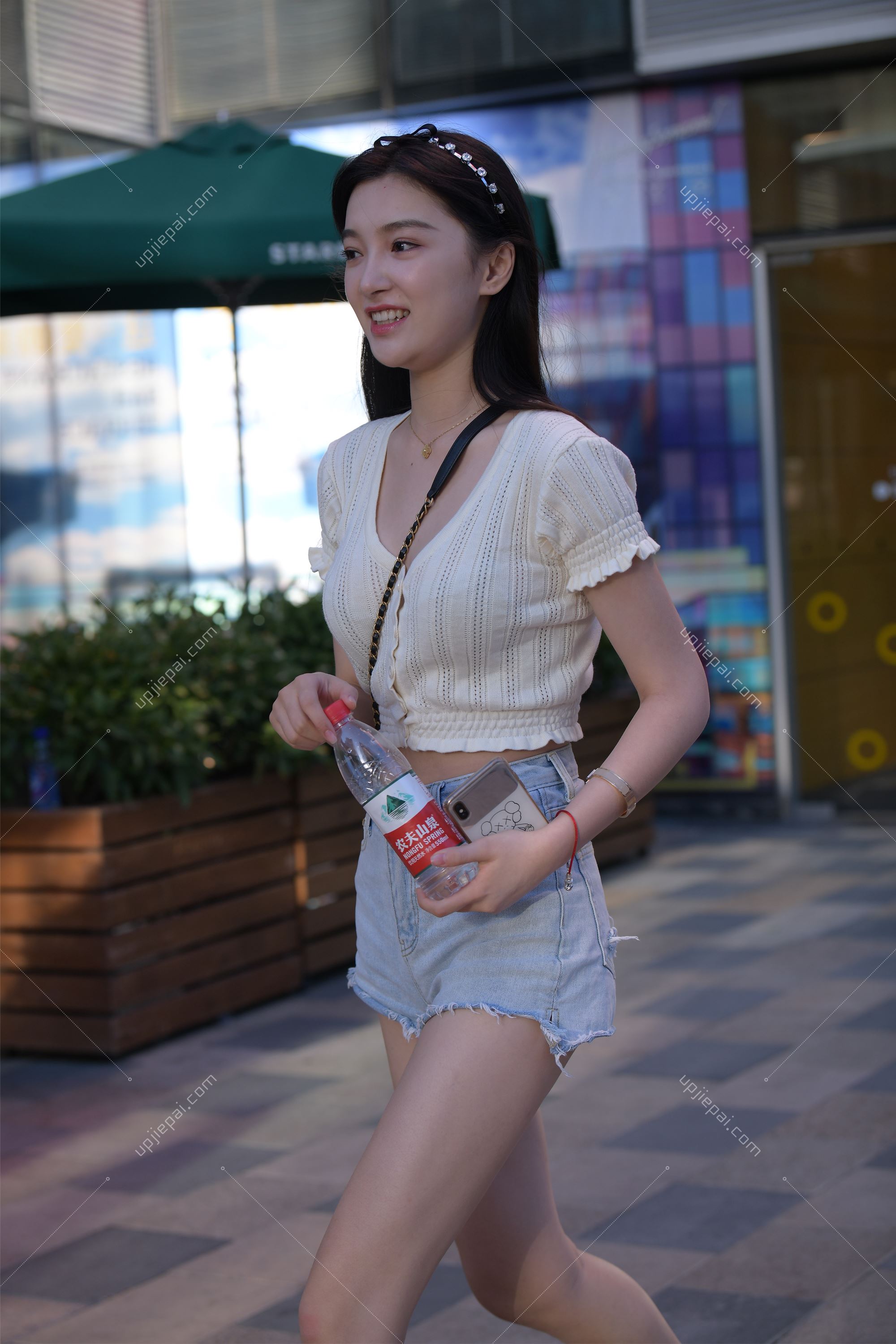 图片[1]-街拍无水印原图 – UPB00068 [121p]-UP街拍 - 一家审美极高的美女原图网站