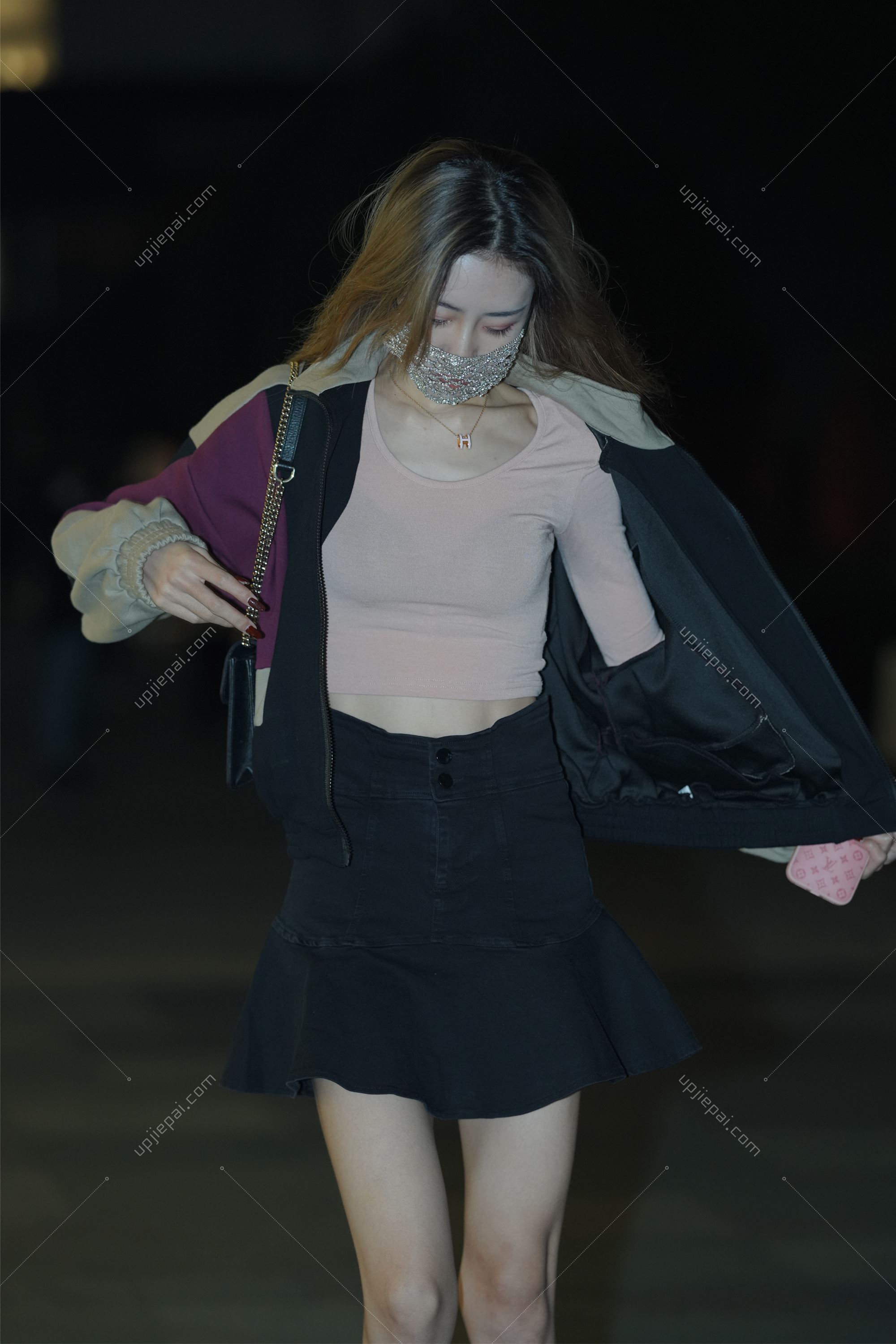 图片[1]-街拍无水印原图 – UPB00043 [110p]-UP街拍 - 一家审美极高的美女原图网站