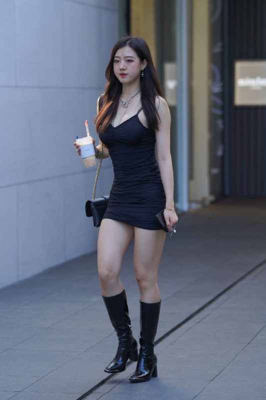 街拍无水印原图 - UPB00025-UP街拍 - 一家审美极高的美女原图网站