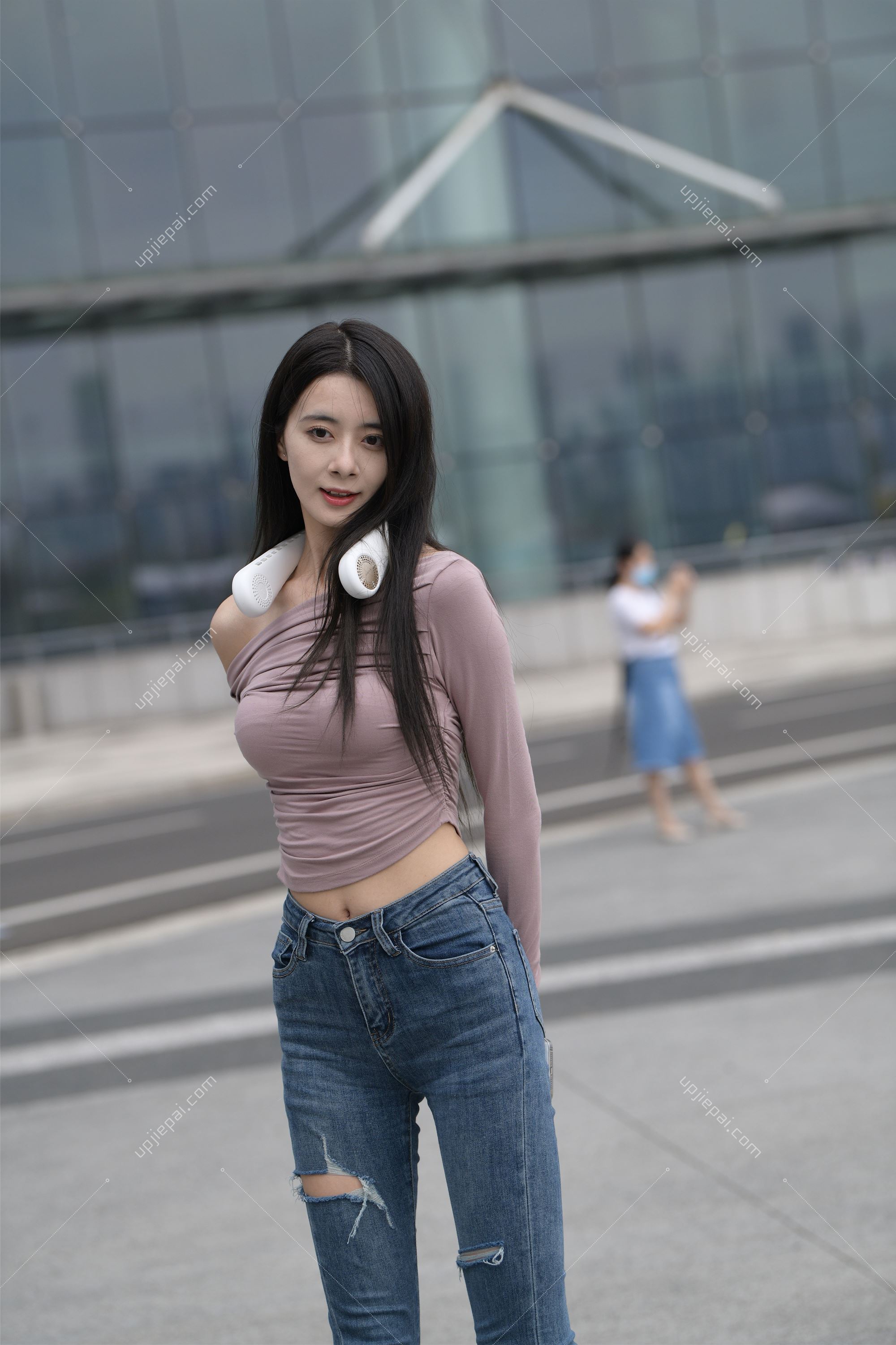 图片[1]-街拍无水印原图 – UPB00035 [139p]-UP街拍 - 一家审美极高的美女原图网站